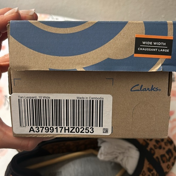 Clark’s Cloudsteppers Tan Leopard - Picture 13 of 13